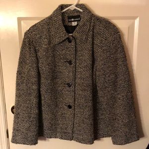 Women’s Size 16 Sag Harbor Black/White Blazer